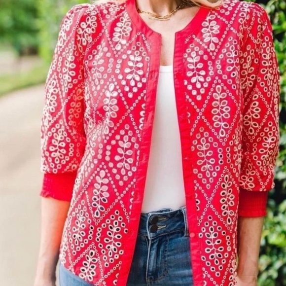 CAbi Lyric Red White Eyelet Embroidered Puff Sleeve Top Blouse Size M 6203 - Picture 6 of 15